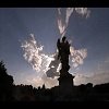 ΔΕΝ ΕΙΣΑΙ ΜΟΝΟΣ Πήγαινε και γίνε αυτό που πίστεψες